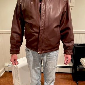 Men’s vintage brown leather jacket in excellent condition